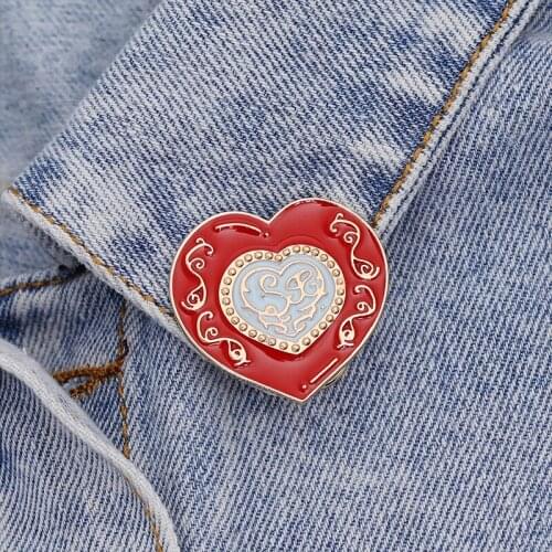 New Hot Sale Zinc Alloy Heart Shape Red Color Brooch Pin Fashion Enamel Love Straw Hat Dress Backpack Jewelry Accessories Gift