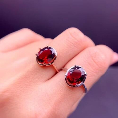 Natural garnet ring, 925 silver, cheap, simple and exquisite, beautiful colors, the product of nature