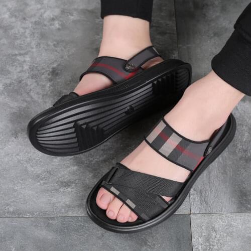 Mens 2021 new summer outdoor leisure antiskid beach net red sandals