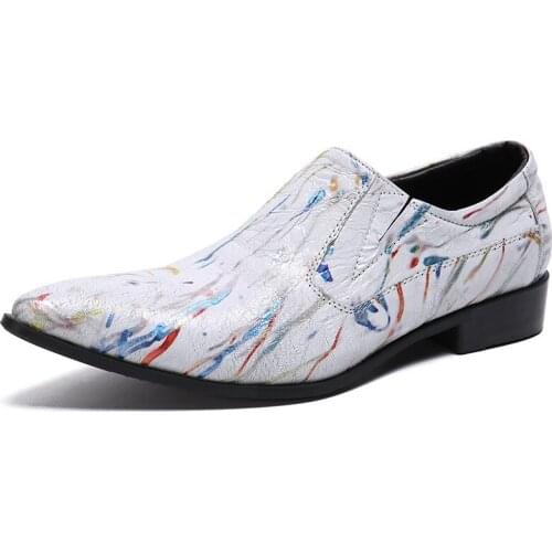 Summer Casual Men Classic Fashion Shoes Personality Chinese Style Pointed Cowhide Leather Lazy Low-cut Graffiti Men White Shoes