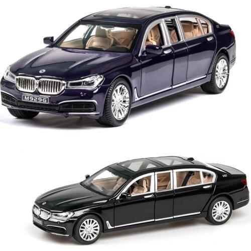1:32 High Simulation 2 Colors 760LI Alloy Sound and Light Pull Back 6 Doors Opened Luxury Model Car Toys for Children V100