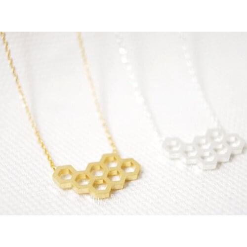 Fashion plated hive Necklace Pendant Necklace for women