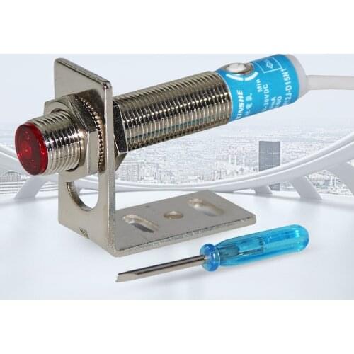 FREE SHIPPING SYM12J-D15N1 M12 visible laser sensor diffuse reflection infrared photoelectric switch