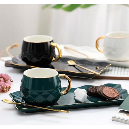 Nordic coffee cup and saucer Cup Set With Mat And Lid Spoon Milk Ceramic Cup Breakfast Tableware SetCouple Mug Birthday Gift Box