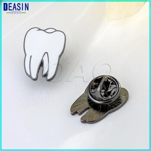 100PCS Creative teeth Pins Dental Badge Dental clinic gift Metal Tooth Type Shape Molar Brooch Badge Dentist Hygienist Pin