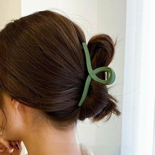 2021 New Simple Pretty Ladies Female Hair Claw All-match Cross Elegant Hair Catch Ins Retro Women Fashion Hair Accessories