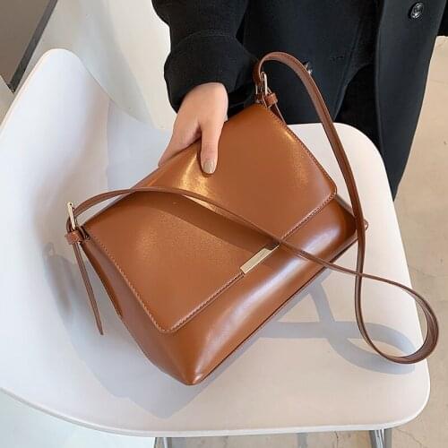 Design Senior Retro Female Bag Autumn/winter New Fashion Messenger Bag Multifunctional Shoulder Bag Square Bag Width: 28cm