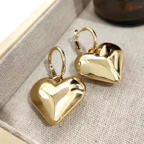Womens Earrings Fashion Golden Exaggerated Glossy Heart Pendant earrings 2021 trend Fashion Simple jewelry korean style