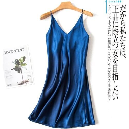 New Sexy Sleepwear Summer Sexy Sleeping Skirt Silk Sling Deep V Temptation Pajamas Ladies Sleeping Skirt Home Clothes Wholesale