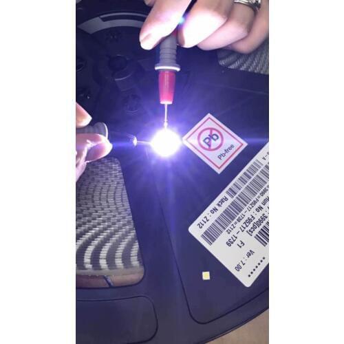 200PCS for LUMENS LED Backlight Flip-Chip LED 2.4W 3V 3535 Cool white 153LM LCD Backlight for TV TV Application