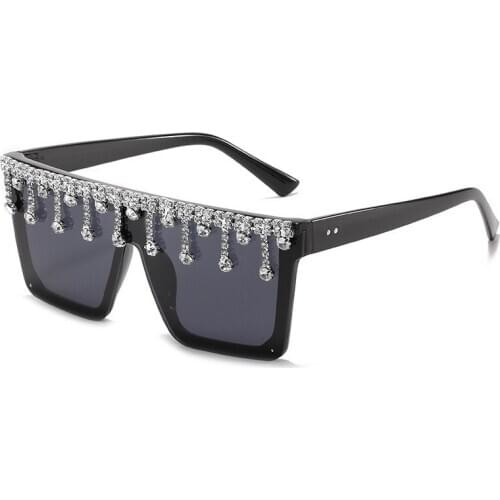 2020 Rivet Oversized Diamond Sunglasses Women Goggle Men Sun Glasses Gradient Square Vintage Sunglasses Brand Designer UV400