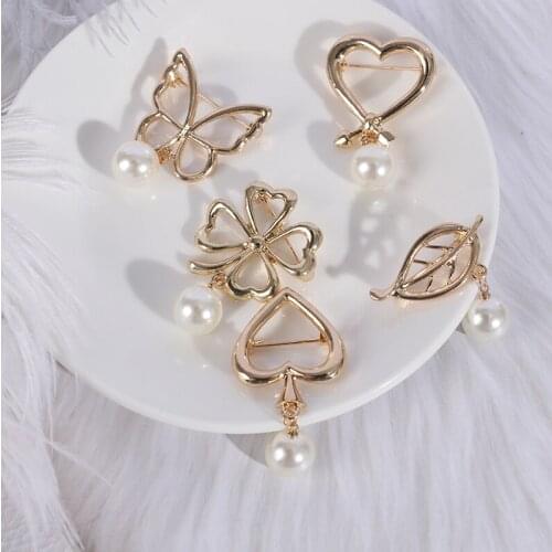 Pearl Fixed Strap Charm Safety Pin Brooch Sweater Cardigan Clip Chain Brooches Jewelry