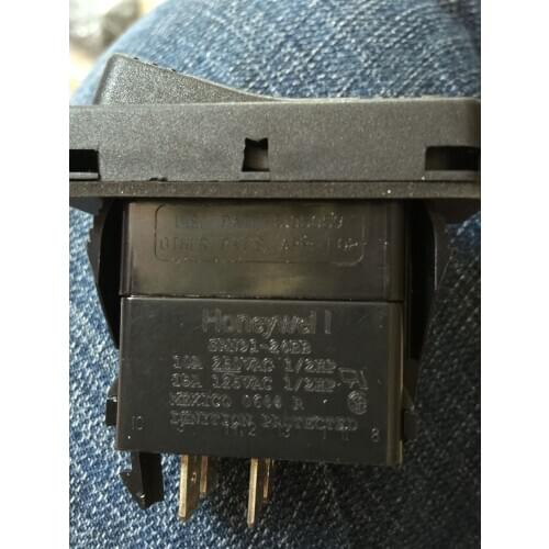 SRN91-24BB original Switch 10A250VAC 10A 250VAC Reset Switch