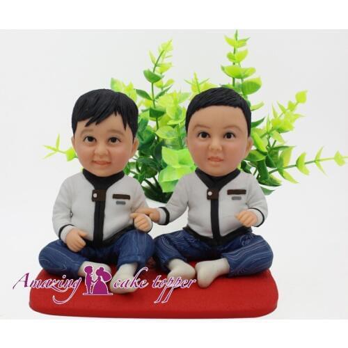 2019 AMAZING CAKE TOPPER Two cute little babies Toys Custom Polymer Clay Figure From Pictures