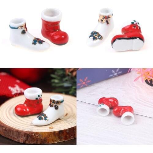 2pcs/set 1:12 Dollhouse Miniature Ceramic Red Boots White Shoes Model Decor Toys Christmas Decoration Presents
