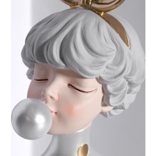 Girl Statue Girl Bust Home Decoration Fashion Birthday Gift Blowing Bubble Accessories Room Decor Nice Gift for Girlfriend Wife