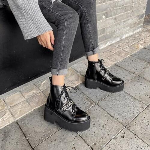 Brand New Square Heels Platform Fashion Belt Buckles Cool Street Winter Shoes Women Motorcycles Boots Female Derby boots YMB300