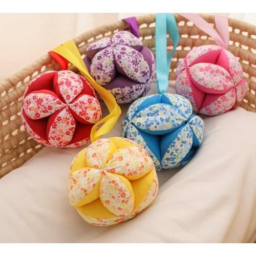 1Pc Baby Hand Catching Cloth Ball Toy Infant Interaction Colored Rattle Ball Toy with Ribbon Appease Bed Hanging Rattle Toy Gift