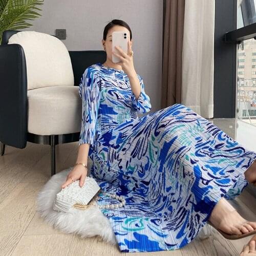 HOT SELLING Miyake fashion three quarter o-neck fold print long dress IN STOCK