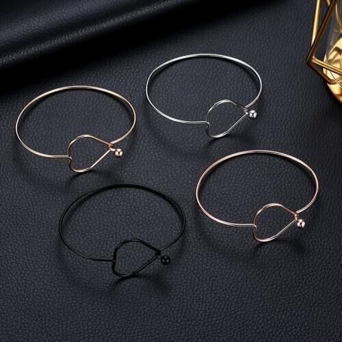 Big Hollow Heart Closed Buckle Rose Golden Silver Plated Black Metallic Bangles for Women
