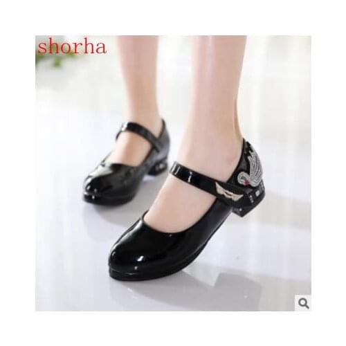 2018 new Girls Leather Shoes For Kids trend Low Heel Princess Shoes Girls Sandals Autumn Spring Rubber Party For Children