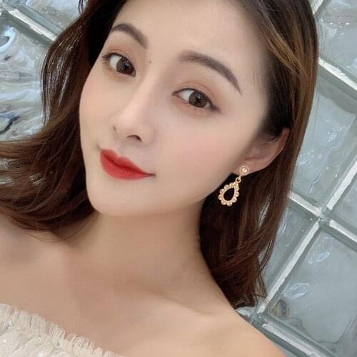 Cute Retro Style Metal Flower Earring Lace Water Drop Pearl Temperament Female Earrings High Quality Party Jewelry for women