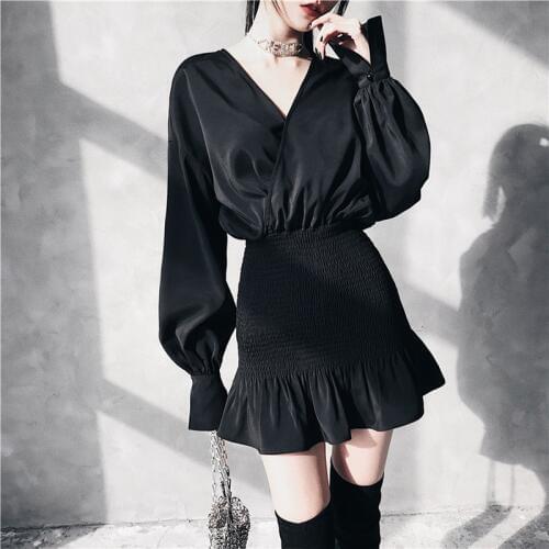 Sexy Women Dress V-neck Long Puff Sleeve Dress High Waist Slim Mini Dress 2020 New Fashion Summer Casual Party Dress Female
