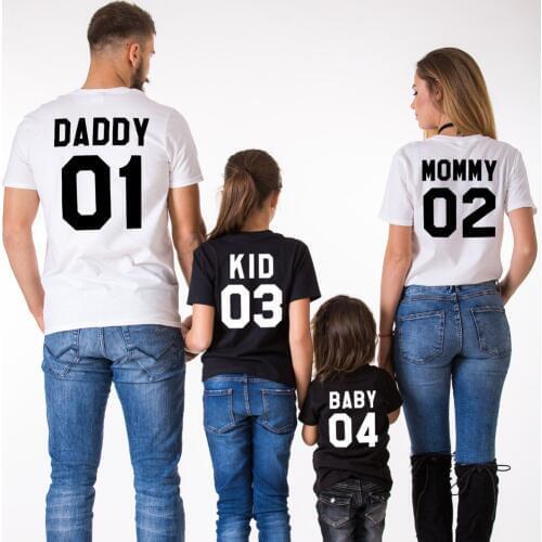 Family Matching Clothes 2017 Summer Fashion Solid O Neck Casual T-shirts Family Tees Shirts For DAD MOM KID BABY Funny T-shirt