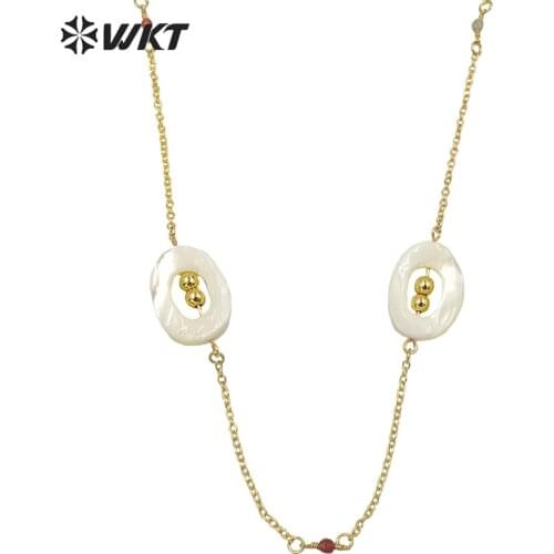 WT-JN151 Newest 35inch long handmade charming women natural shell beads necklace with gold link chain necklace