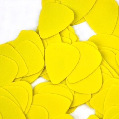 Lots of 100pcs Yellow 0.71mm Medium Gauge Delrin Guitar Bass Picks Plectrums