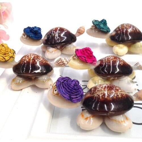 20pcs Shell Crafts Spectacled Tortoise Mascot Mini Cartoon Turtle Ornaments Decor (Mixed Color)