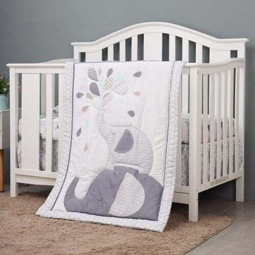 3 pcs Baby Crib Bedding Set for Girls hot sale including quilt, crib sheet, crib skirt