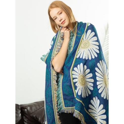 Geometric Knitted Home Chair Divan Covering Patio Furniture Quilting Blankets Women Outdoor Mantas Cape