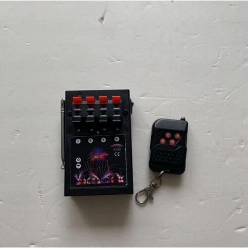 2021 CE FCC Certification 4 Cue Wireless Fireworks Firing System Remote Control
