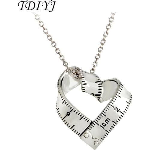 TDIYJ Fashion Jewelry Love Heart Measuring Tape Pendant Explore Ruler Necklace Vintage Jewelry Colar for Party Gifts 1Pcs