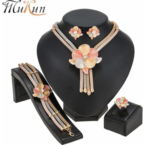 Exquisite African Women Big Necklace Women Jewelry Sets Crystal Earrings Ring Classic Wedding Fashion Jewelry Set for Bride