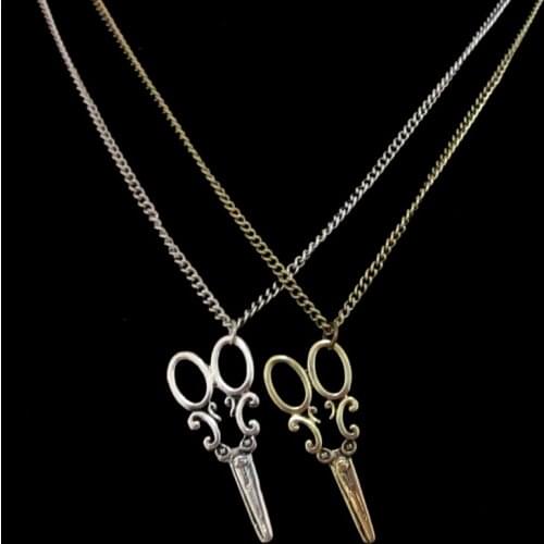 Latest fashion jewelry items metal anti scissors shaped pendant necklace