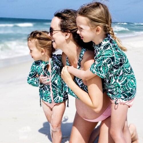 2021 New Fashion Childrens Printed Anti-Sai Long Sleeve High Elasticity Split Swimsuit Swimsuit Bikini