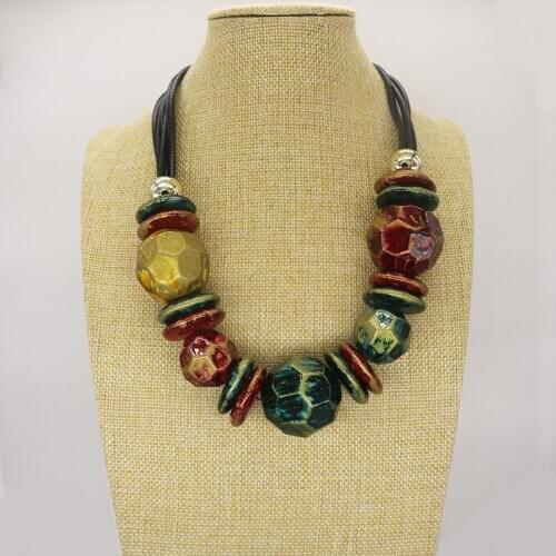 Fashion Bohemia Style Choker Necklace Acrylic Big Bead Elegant Women Trendy Statement Pendant Necklace