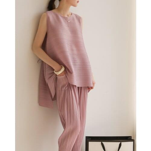 Summer 2021 Ins Stylish Pleated Thin Womens Wear Versatile Loose-Fitting Slimming Ocean Style Sleeveless Top T-shirt