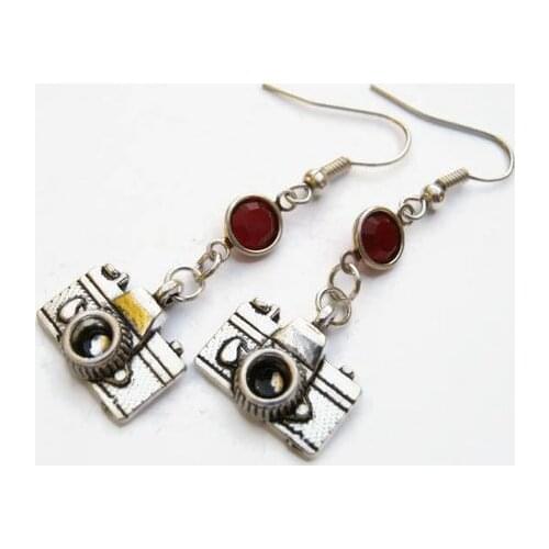 Camera Birthstone Earrings, Personalized Photography Earrings, Vintage Camera Earrings, Photographer Gifts, Selfie Charm