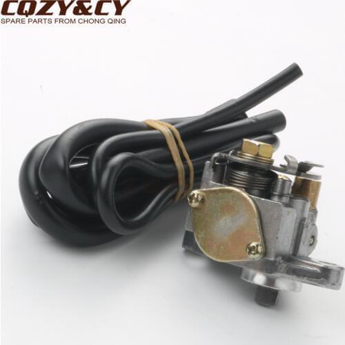 Scooter Pompa olio miscelatore / Oil pump for DERBI 50 Gp1 01-03 Atlantis O2/Red/Bullet/City 02-06 Gp1 Race/Open 50cc 403670020