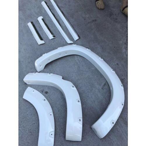 RQXR Car Fender Flares Arch Wheel Eyebrow Protector/mudguard Sticker, body door protect strips for Toyota Land Cruiser 2014-17