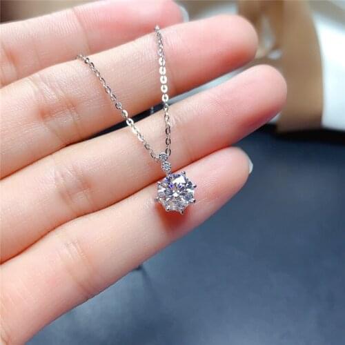 Silver Round Excellent Cut 1 Carat Diamond Test Passed D Color Good Clarity Moissanite Pendant Necklace Women Silver 925 Jewelry