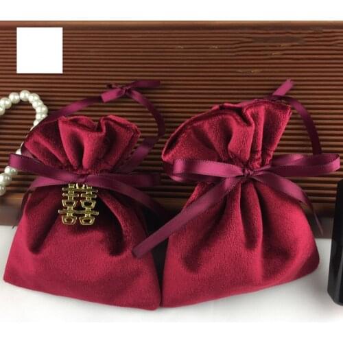 2021 New Kawaii Red Rose Velvet Gift Bags Wedding Birthday Party Candy Chocolate Bags Jewelry Bags Event Party Supplies Contain