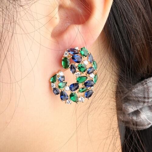 C-shaped Green Irregular Geometric Earrings Exquisite Gift Beautiful Woman Fashion Jewelry New Simple Earrings GLE9622
