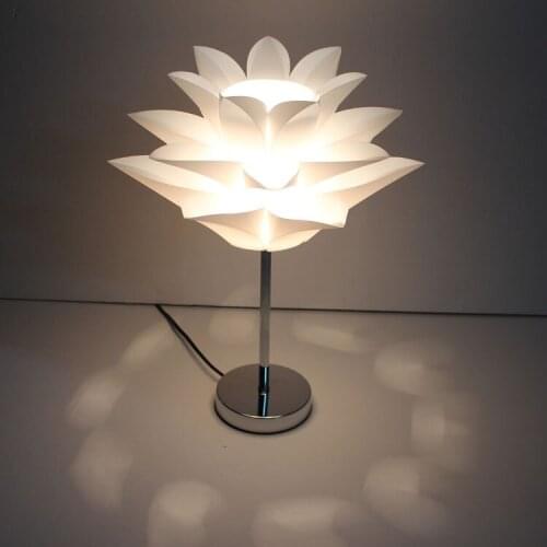 Now Simple Flower Table Lamp Simple Creative Personality Lotus Table Lamp Bedroom Bedside Dimming Table Lamps Warm Romantic