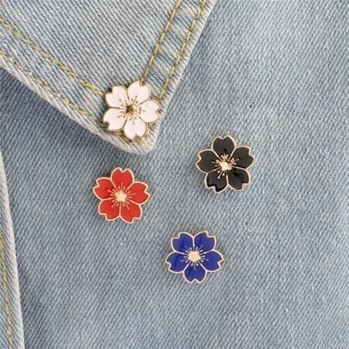 5PCS/Set Cherry Blossoms Flower Brooch Pins Button Pinsfor Bags Japanese Style Jewelry Gift Denim Jacket Pin Badge