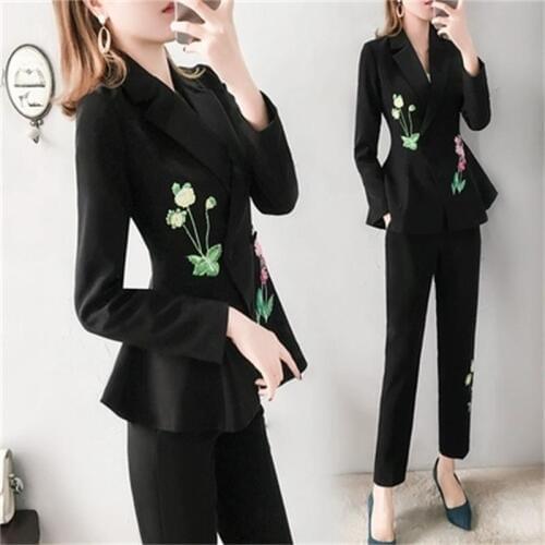 Fashion suit set 19 New womens spring temperament goddess embroidery business small suit casual two-piece suit women pantsut