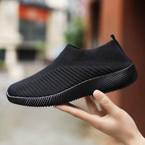 High-top Sports Shoes Flying Woven Sports Shoes Breathable Running Shoes Womens Sports Shoes Tennis Shoes